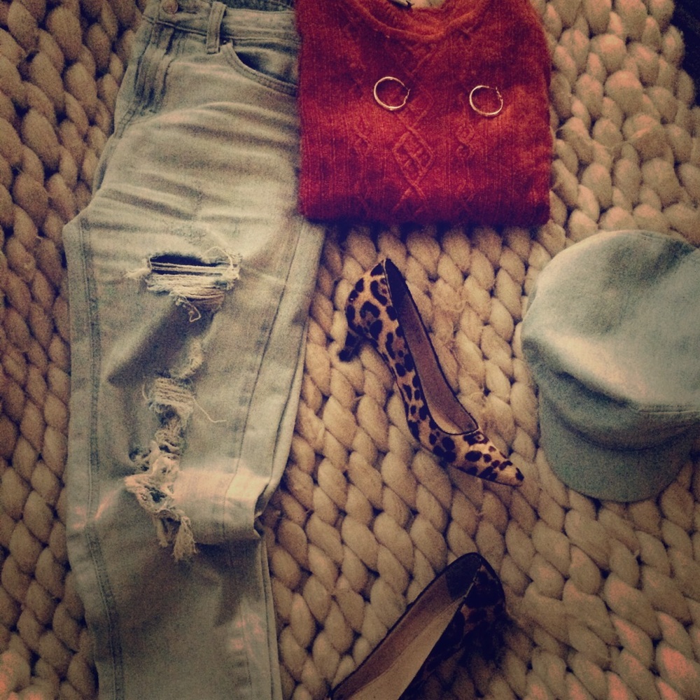 Ann Taylor lightweight sweater